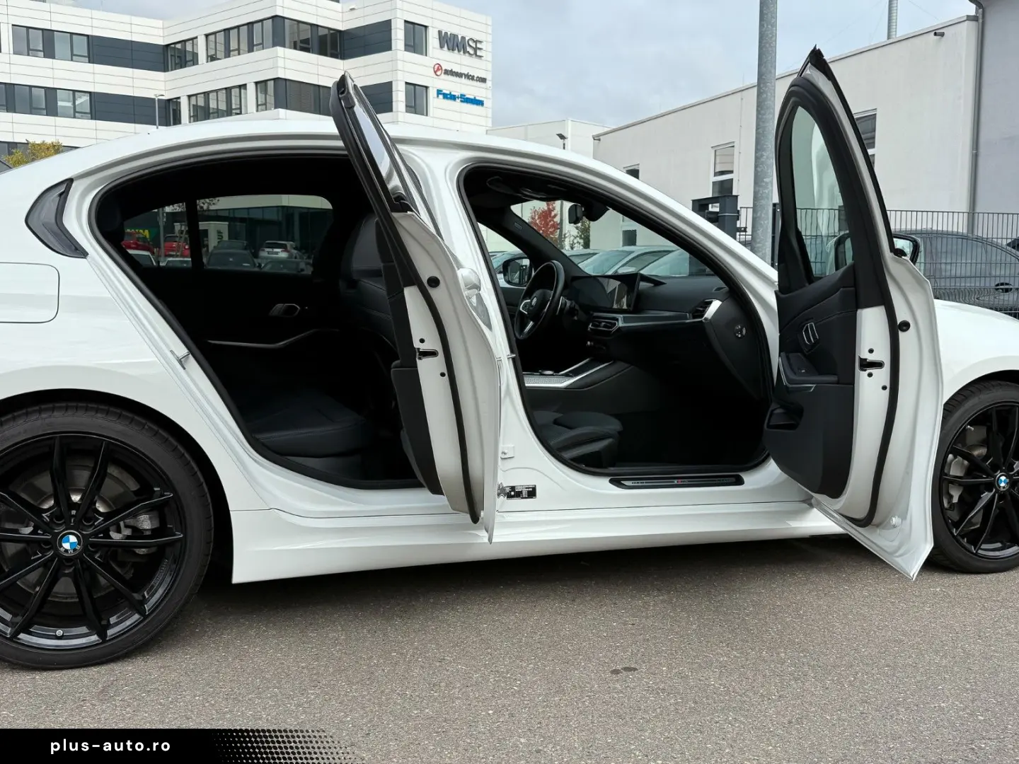 BMW 330 i xD M Sport HuD ACC HiFi DAB AHK Komfort