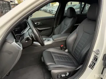 BMW 330 i xD M Sport HuD ACC HiFi DAB AHK Komfort