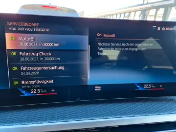 BMW 330 i xD M Sport HuD ACC HiFi DAB AHK Komfort