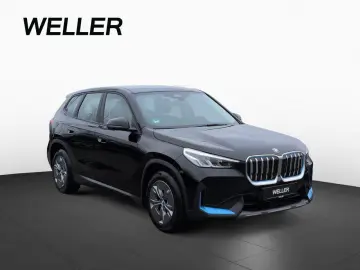 BMW iX1 xD 30 LED Parkassist Sitzh Adapt. M Fahrwerk