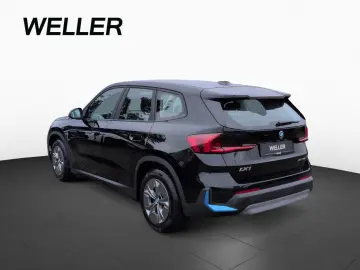 BMW iX1 xD 30 LED Parkassist Sitzh Adapt. M Fahrwerk