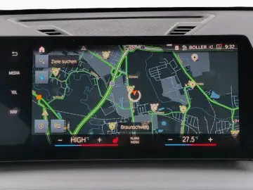 BMW iX1 xD 30 LED Parkassist Sitzh Adapt. M Fahrwerk