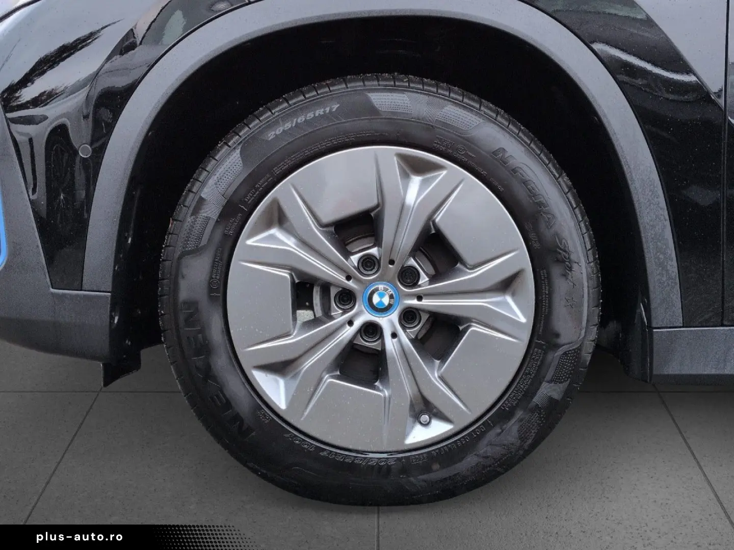 BMW iX1 xD 30 LED Parkassist Sitzh Adapt. M Fahrwerk