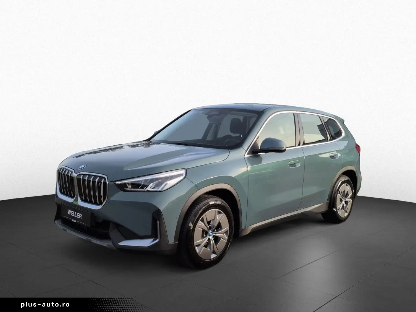 BMW iX1 xDrive30 LED LiveCock  Kam Adap. M Fahrwerk