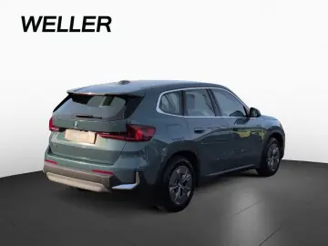 BMW iX1 xDrive30 LED LiveCock  Kam Adap. M Fahrwerk