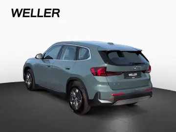 BMW iX1 xDrive30 LED LiveCock  Kam Adap. M Fahrwerk