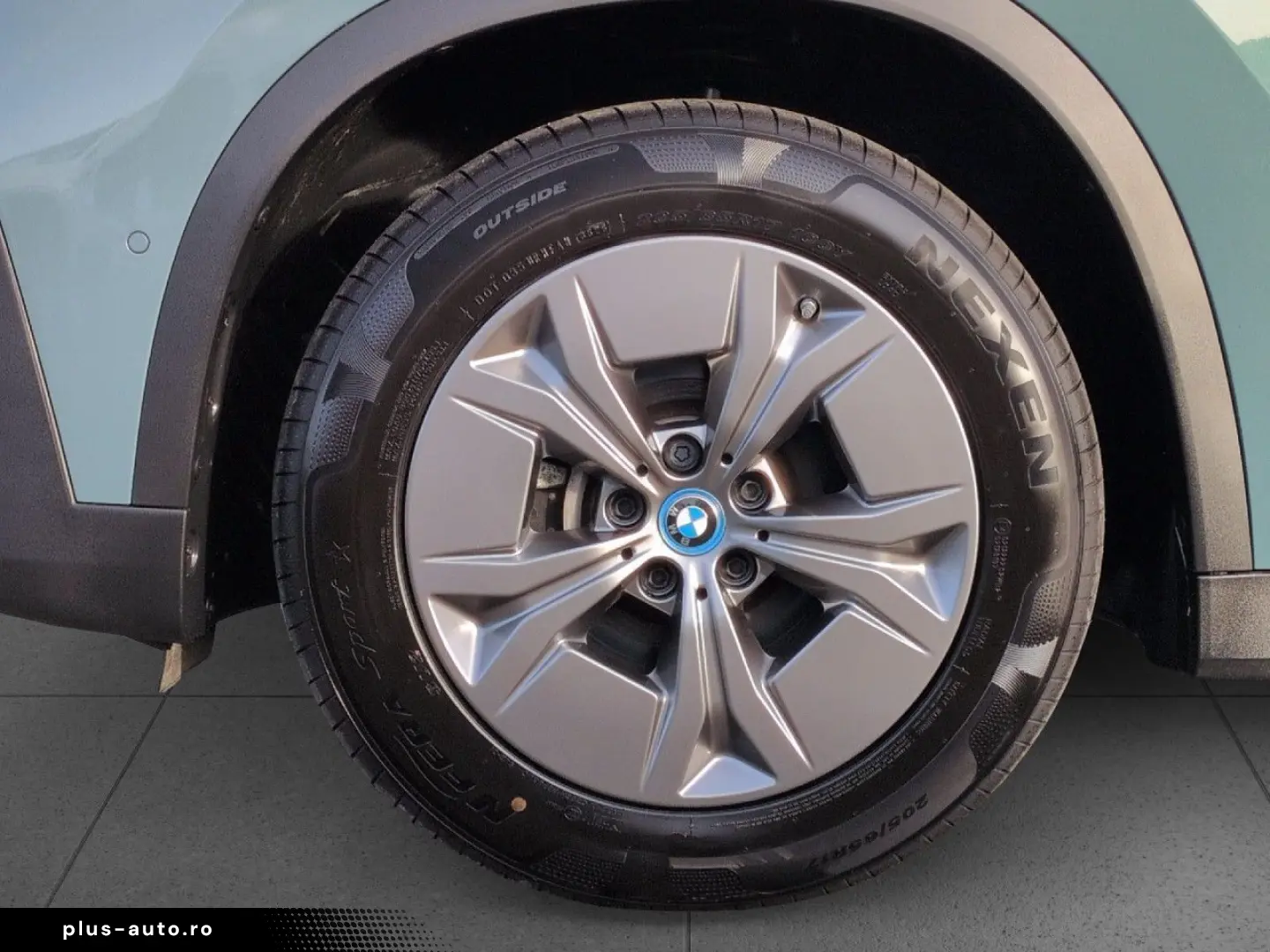 BMW iX1 xDrive30 LED LiveCock  Kam Adap. M Fahrwerk