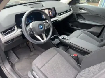 BMW iX1 xDrive 30 AD Navi Digitales Cockpit Soundsys
