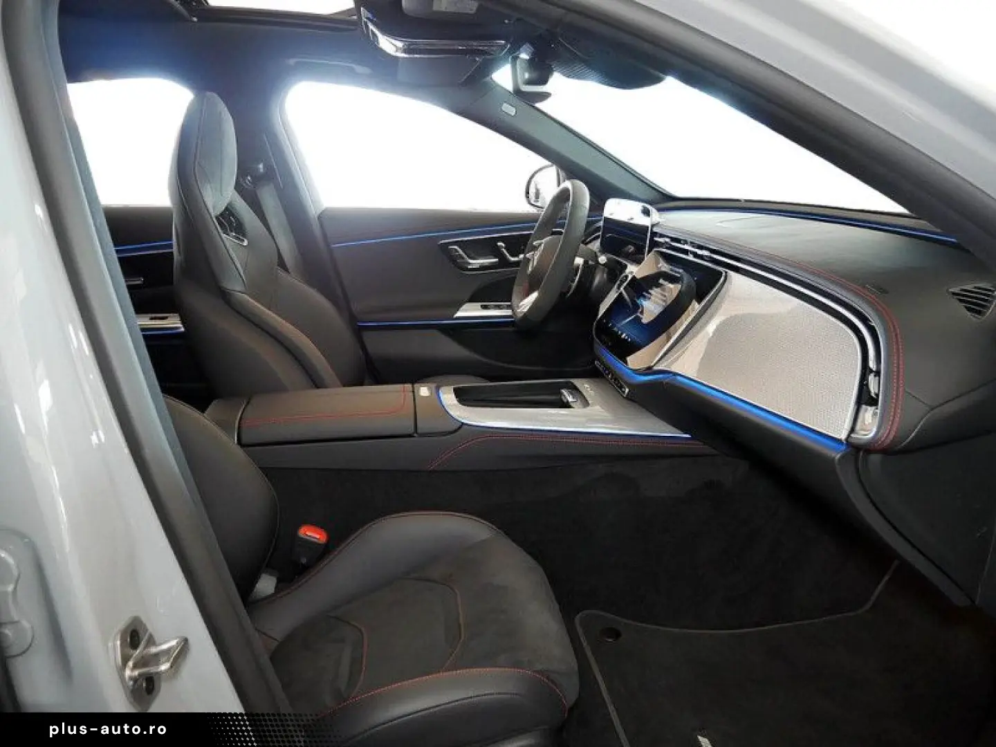 MERCEDES-BENZ E 53 AMG 4M    AMG MEMO 360 DISTR KAMERA PANO