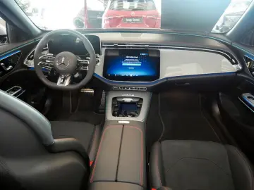 MERCEDES-BENZ E 53 AMG 4M    AMG MEMO 360 DISTR KAMERA PANO