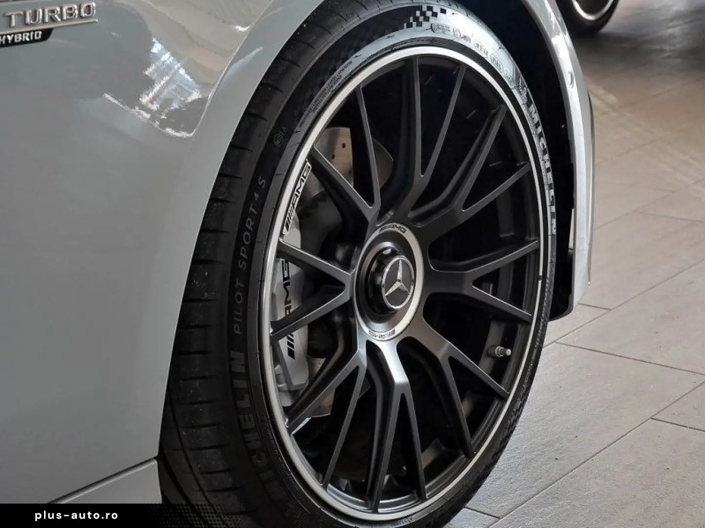 MERCEDES-BENZ E 53 AMG 4M    AMG MEMO 360 DISTR KAMERA PANO