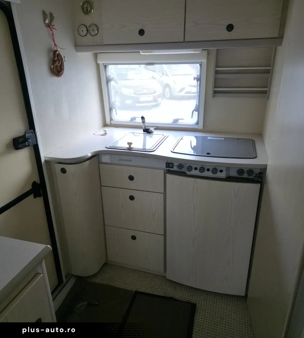 Rulota Avento 395 TL luxe  import Olanda impecabila