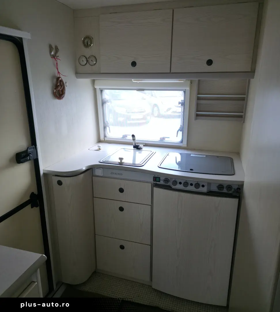 Rulota Avento 395 TL luxe  import Olanda impecabila