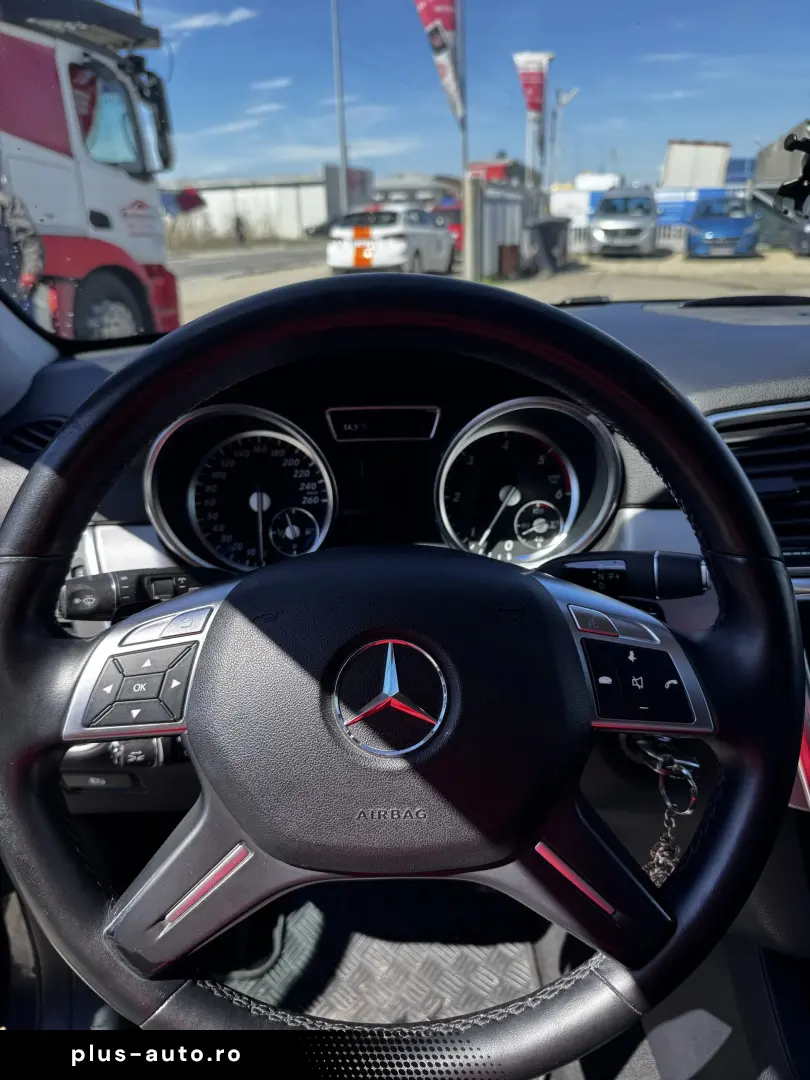 Mercedes-Benz ML 350 2013 3.0L Diesel