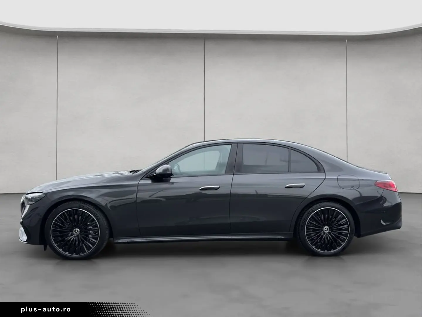 MERCEDES-BENZ E 400e 4M AMG Premium Night SUPERSCREEN Pano