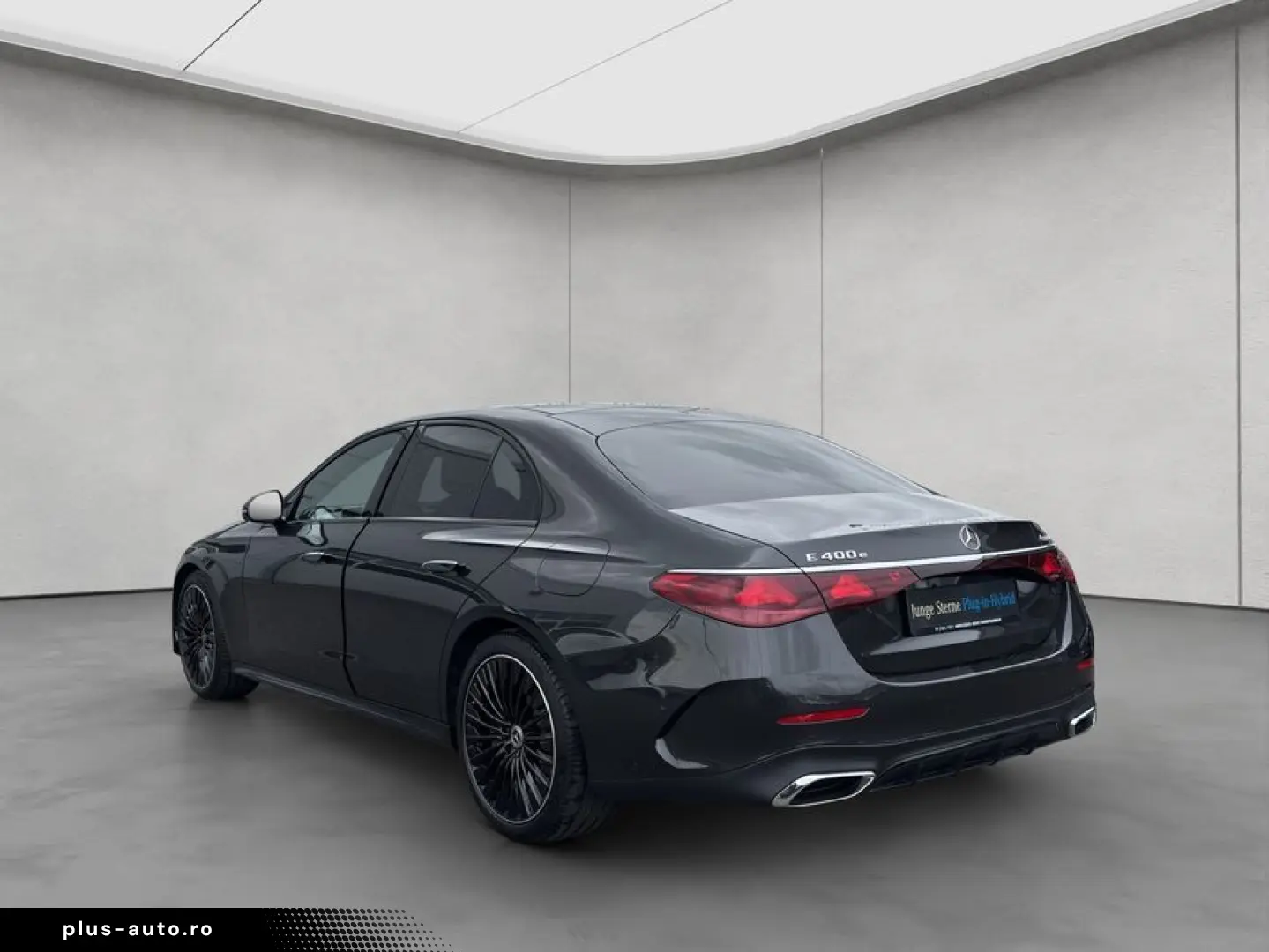MERCEDES-BENZ E 400e 4M AMG Premium Night SUPERSCREEN Pano