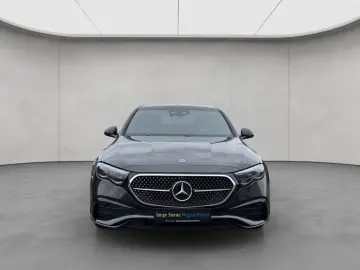 MERCEDES-BENZ E 400e 4M AMG Premium Night SUPERSCREEN Pano