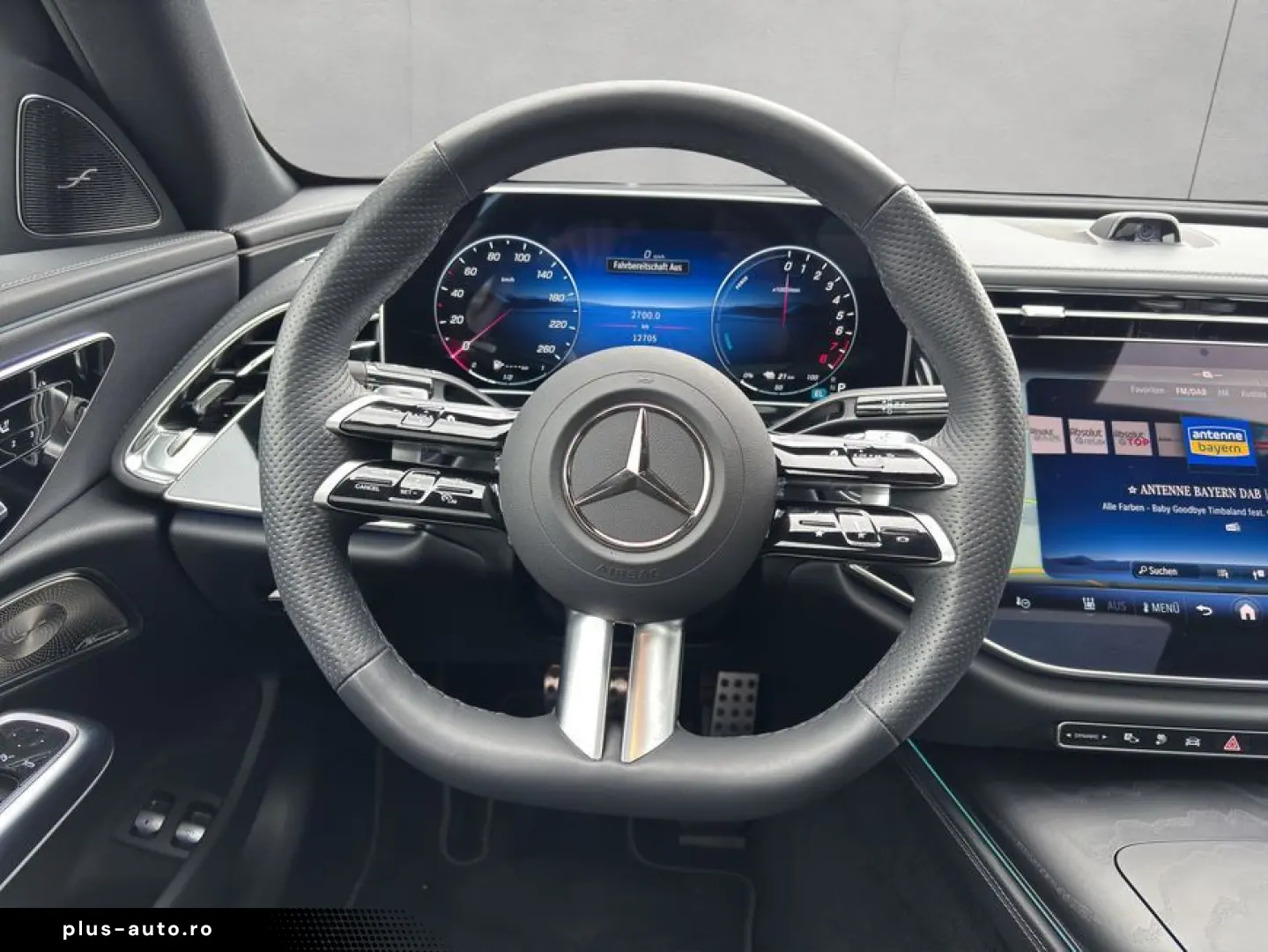 MERCEDES-BENZ E 400e 4M AMG Premium Night SUPERSCREEN Pano