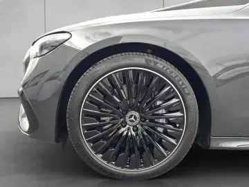 MERCEDES-BENZ E 400e 4M AMG Premium Night SUPERSCREEN Pano