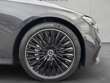 MERCEDES-BENZ E 400e 4M AMG Premium Night SUPERSCREEN Pano