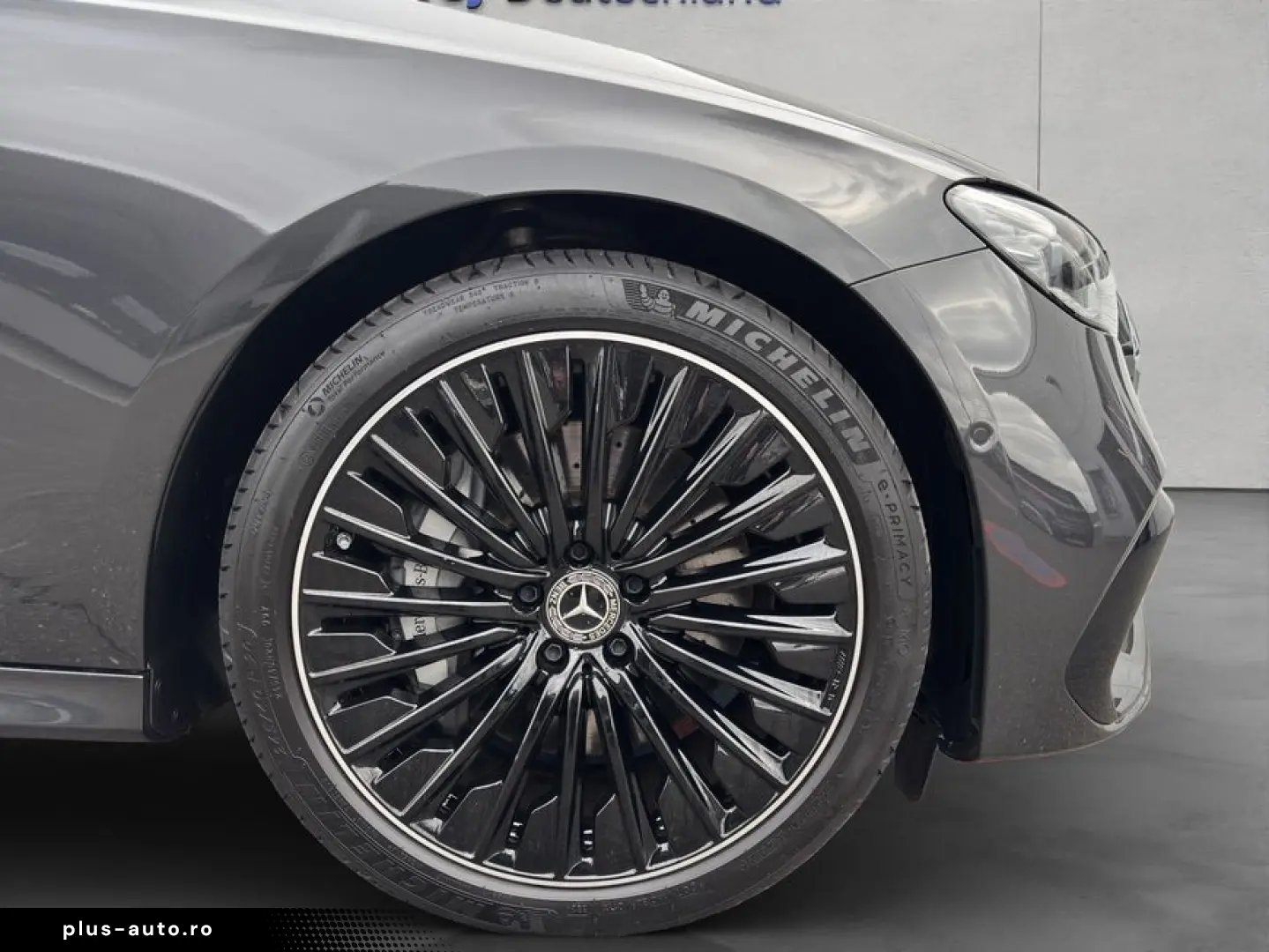 MERCEDES-BENZ E 400e 4M AMG Premium Night SUPERSCREEN Pano