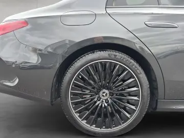 MERCEDES-BENZ E 400e 4M AMG Premium Night SUPERSCREEN Pano