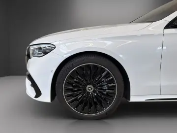 MERCEDES-BENZ E 400 e 4M AMG Superscreen HUD  Airmat&hellip;