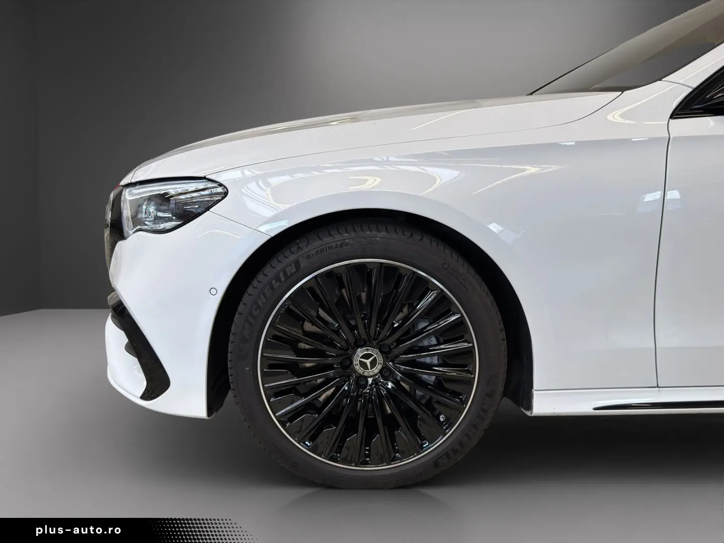 MERCEDES-BENZ E 400 e 4M AMG Superscreen HUD  Airmat&hellip;