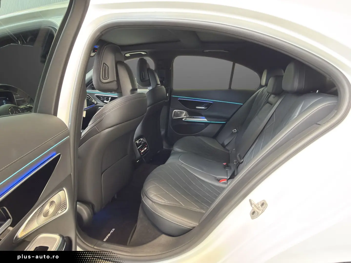 MERCEDES-BENZ E 400 e 4M AMG Superscreen HUD  Airmat&hellip;