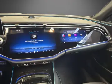 MERCEDES-BENZ E 400 e 4M AMG Superscreen HUD  Airmat&hellip;