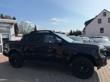 FORD Ranger Wildtrak e-4WD ALL-BLACK OFFROAD RAPTOR