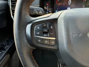 FORD Ranger Wildtrak e-4WD ALL-BLACK OFFROAD RAPTOR