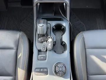 FORD Ranger Wildtrak e-4WD ALL-BLACK OFFROAD RAPTOR