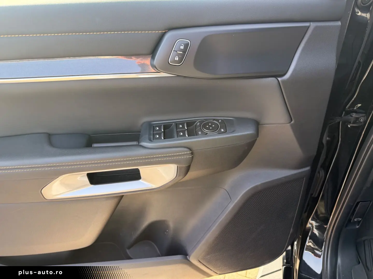 FORD Ranger Wildtrak e-4WD ALL-BLACK OFFROAD RAPTOR