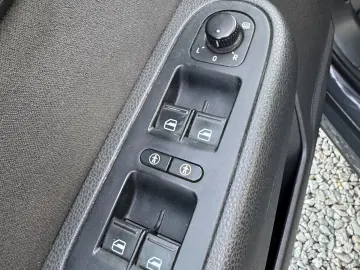 VW Sharan 2 0 diesel 140cp Rate fixe fara avans