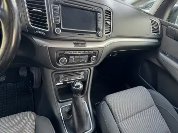 VW Sharan 2 0 diesel 140cp Rate fixe fara avans