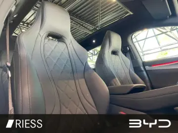 BYD SEALION 7 Excellence AWD 360 4xSHZ AUT HUD Kam.