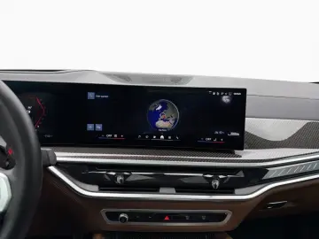 BMW X6 M Competition DrAssPr PaAssPr Pano AHK M-AGA