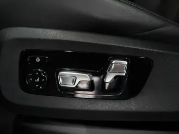 BMW X6 M Competition DRIVERS-PACK. H&K LED 21 LM 1HD