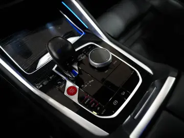 BMW X6 M Competition DRIVERS-PACK. H&K LED 21 LM 1HD