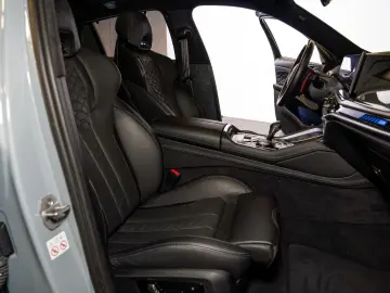 BMW X6 M Competition    LARTE DESIGN    CARBON PAKET