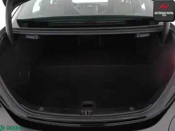 MERCEDES-BENZ E 300 e 4M AMG NIGHT BURMESTER HIGH-END HUD SH