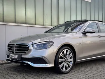 MERCEDES-BENZ E 300e 4Matic Exclusive DESIGNO ASSIST…