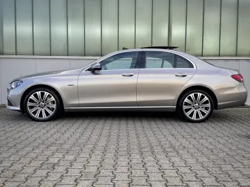MERCEDES-BENZ E 300e 4Matic Exclusive DESIGNO ASSIST…