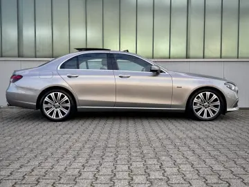MERCEDES-BENZ E 300e 4Matic Exclusive DESIGNO ASSIST…