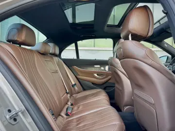 MERCEDES-BENZ E 300e 4Matic Exclusive DESIGNO ASSIST…