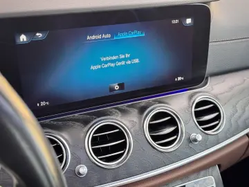 MERCEDES-BENZ E 300e 4Matic Exclusive DESIGNO ASSIST…