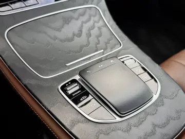 MERCEDES-BENZ E 300e 4Matic Exclusive DESIGNO ASSIST…