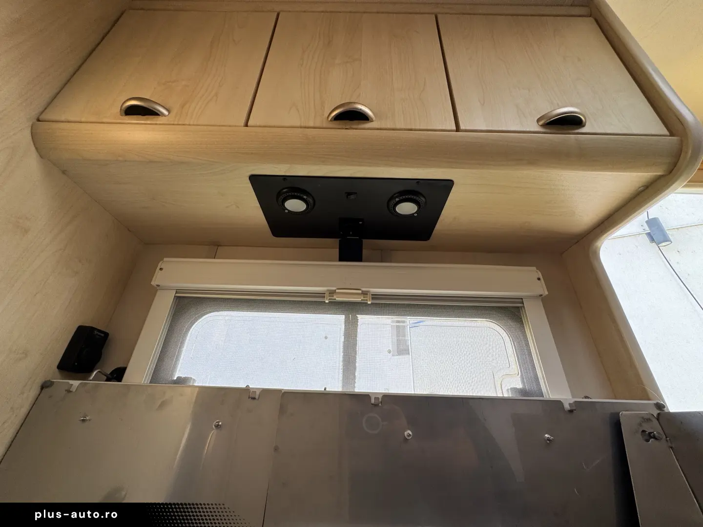 Rulota Buerstner 4322 import Olanda recent inmatriculat