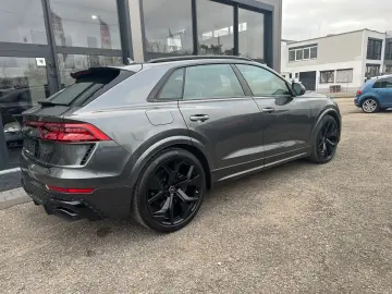 AUDI RSQ8 4.0 TFSI Keramik Matrix Pano ACC B&O 305kmh